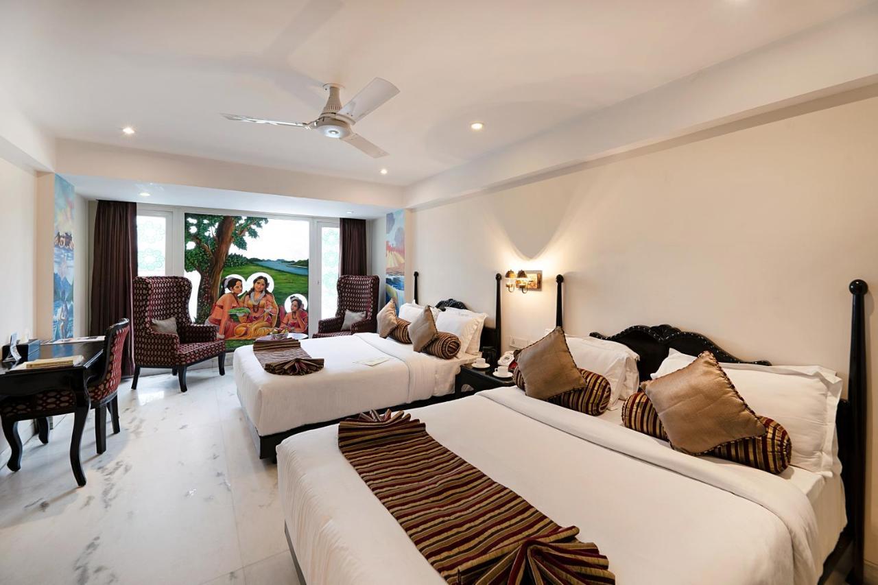 Ellbee Ganga View Hotell Rishīkesh Exteriör bild
