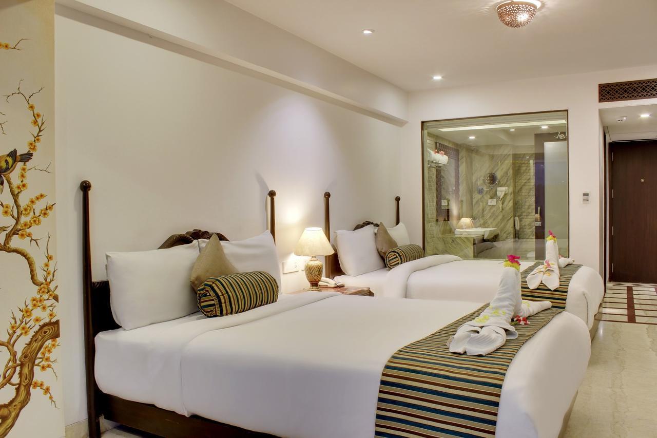 Ellbee Ganga View Hotell Rishīkesh Exteriör bild